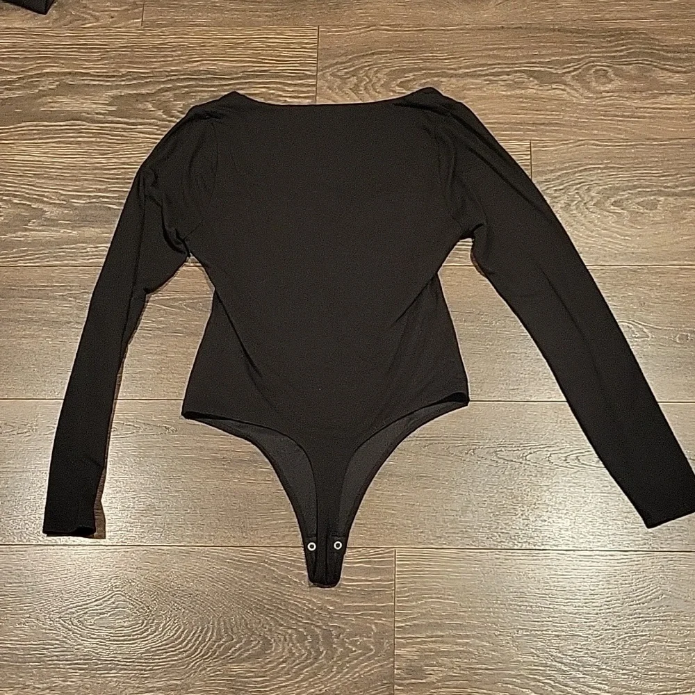 ❤️ NWOT! GOOD AMERICAN U RING LONG SLEEVE BODYSUIT, 3 (LARGE) - Picture 9 of 12